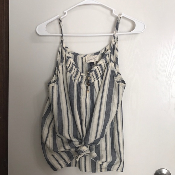 Tank top - Picture 1 of 1